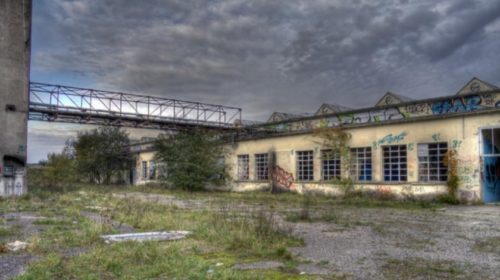 Obce, města a kraje mohou žádat o podporu na regeneraci a využití brownfieldů až do konce září