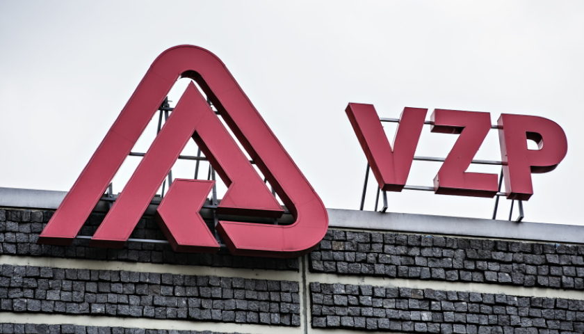 VZP schodek