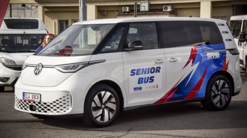Dopravní podnik města Brna představil dva nové seniorbusy na elektrický pohon